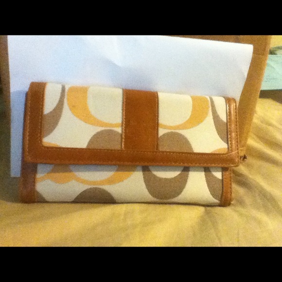 Coach wallet