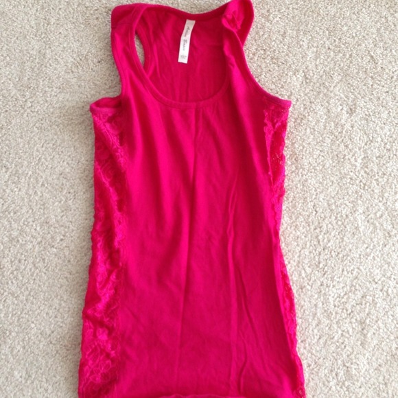 Dark pink tank top