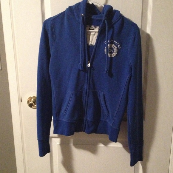 Gilly hicks sweatshirt ⭐️