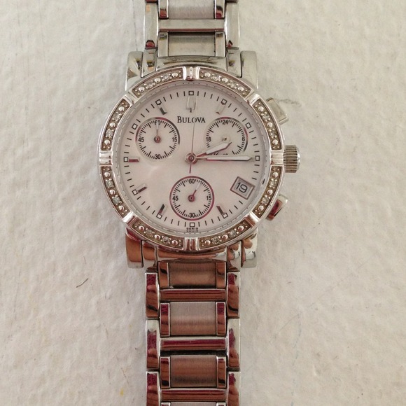 Bulova watch - Picture 2 of 2