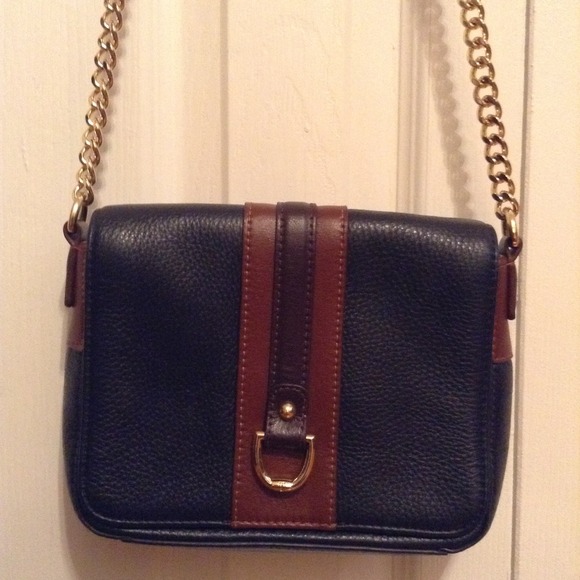 Talbots Handbags - 💖Sale💖Talbots Crossbody Bag