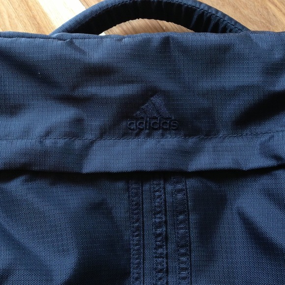 Adidas bag! - Picture 2 of 3