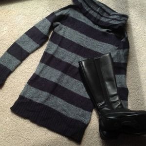 SALE comfy gray stripped LOFT sweater tunic/dress!