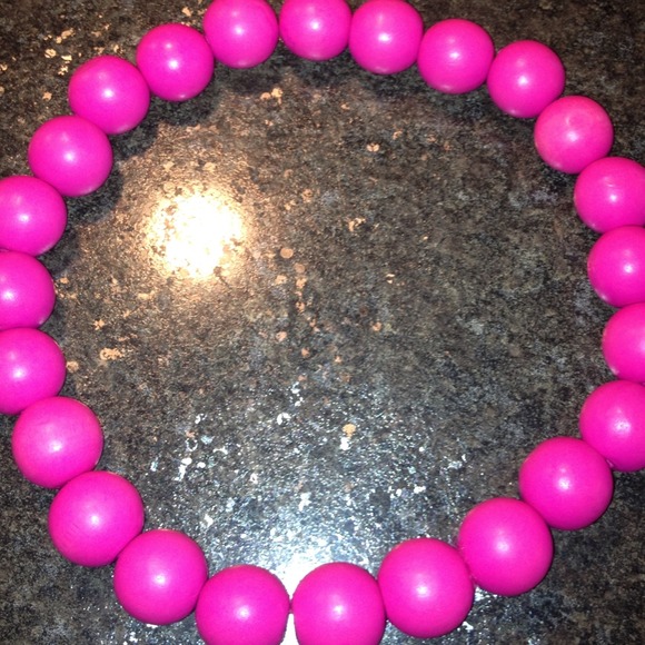 Big Happy Pink Necklace - Picture 1 of 1