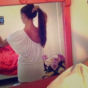 🎀White one shoulder dress🎀