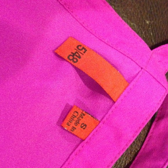 Fushia ruffle top!! - Picture 3 of 3