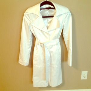 White trench jacket