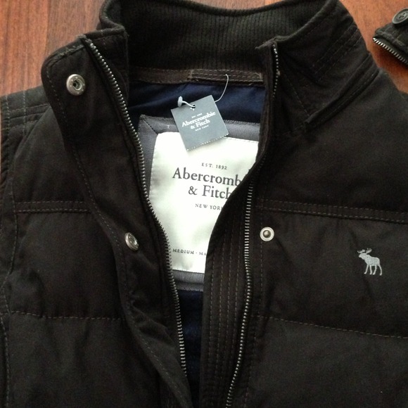 💯% Abercrombie & Fitch jacket - Picture 3 of 4