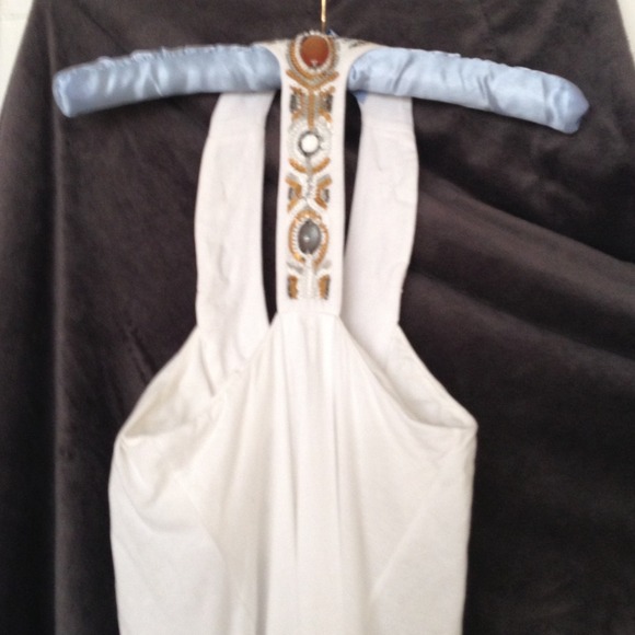 NWOT Trendy Metallic Embellished VS Tank - Picture 3 of 4