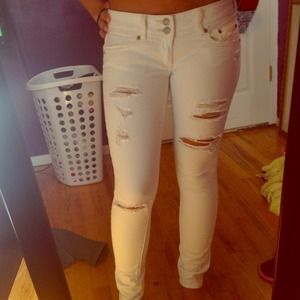 White denim American Eagle Jeans
