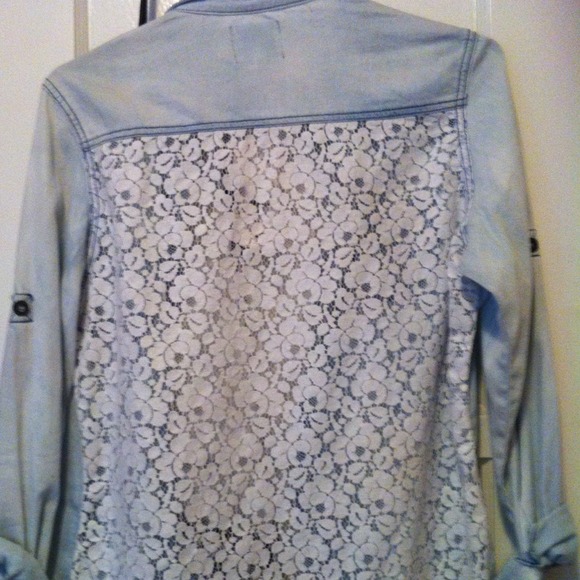 Floral button up - Picture 2 of 2