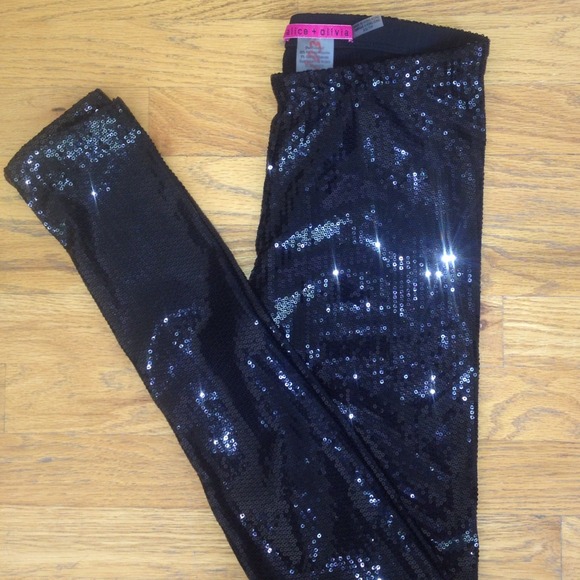 Alice + Olivia Pants - 🎉HOST PICK🎉 Sequin Alice + Olivia leggings