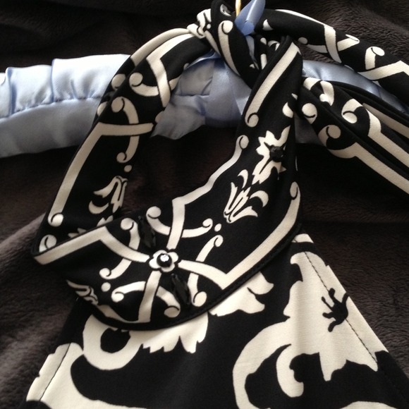 NWOT. Dramatic High Neck Halter - Picture 2 of 4