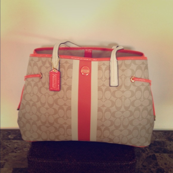 ***sold***Coach purse *Authentic*