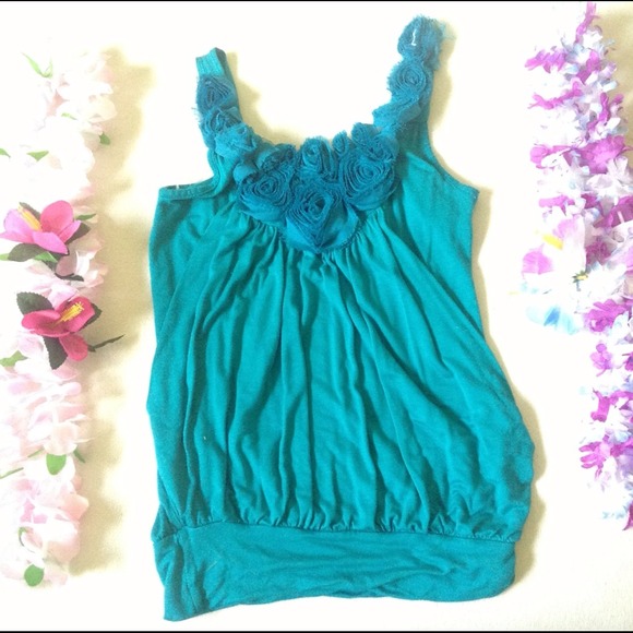 TEAL TOP (RUE21)