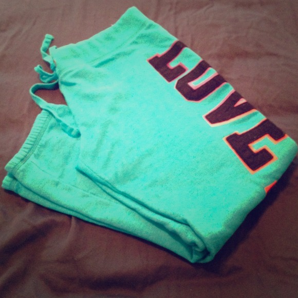 🎀Victoria's Secret Sweats Pink🎀