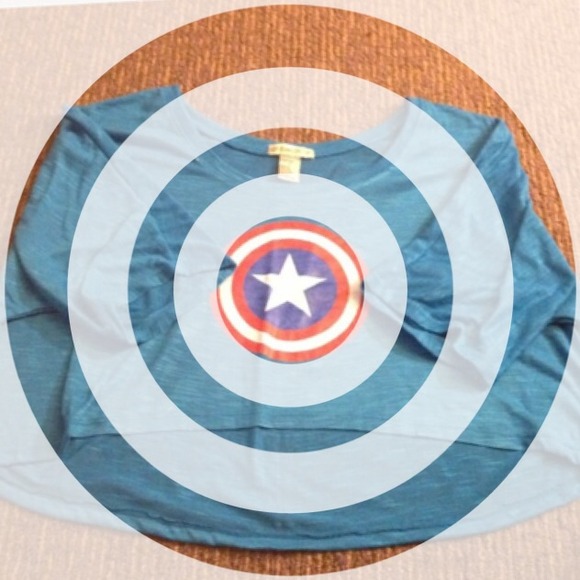 ❗️REDUCED❗️Crop top Captain America t-shirt