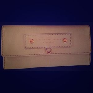 Marc Jacobs wallet💥💸PROCE DROPPED SALE💥💸