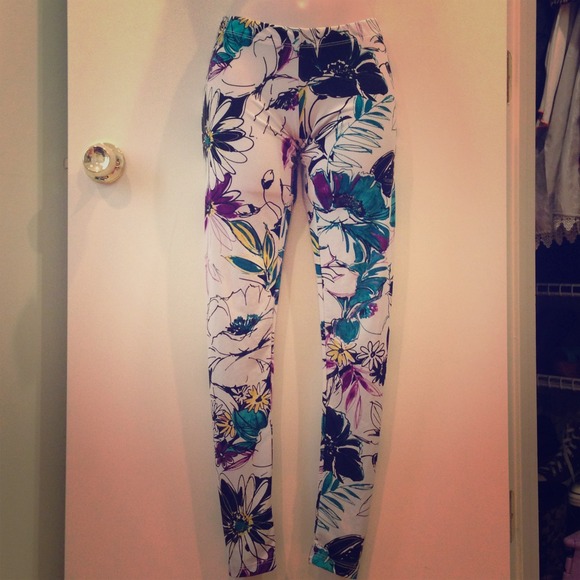 Floral leggings