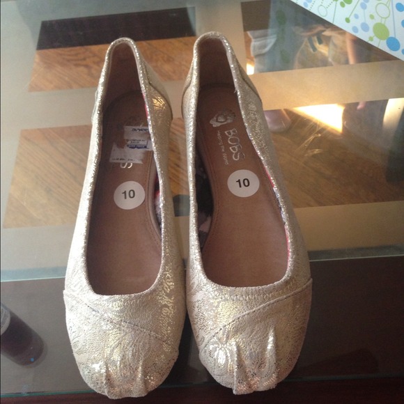 Flats - Picture 2 of 3