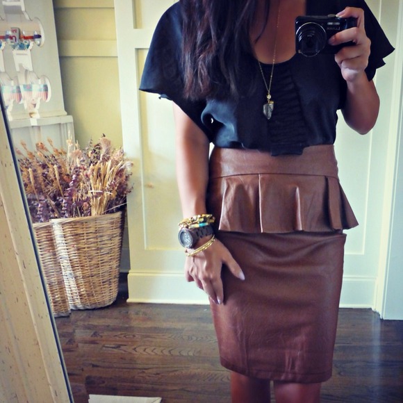 Dresses & Skirts - Vegan Leather Peplum Brown Skirt NWT!
