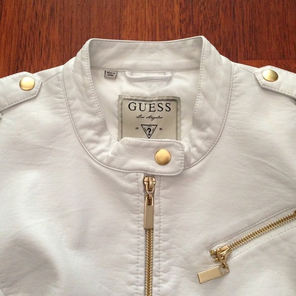 💯% Guess moto leather jacket - Picture 2 of 3