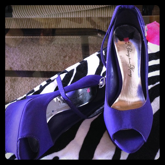 Penny Loves Kenny Heels
