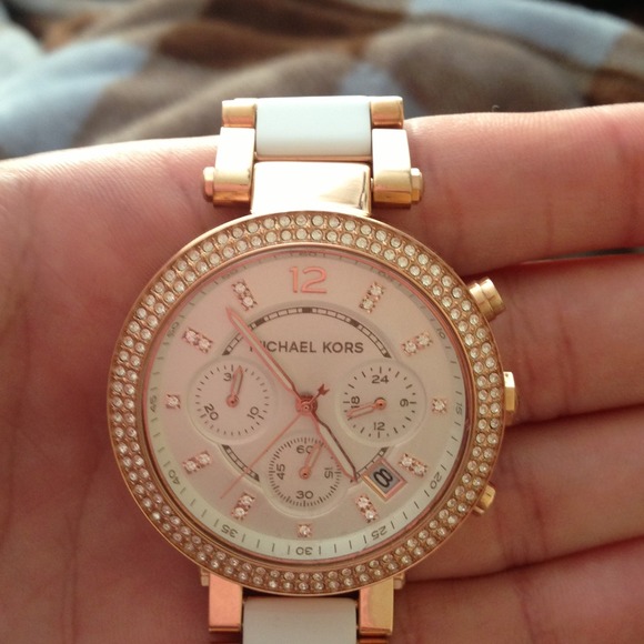 Sold - Picture 1 of 2