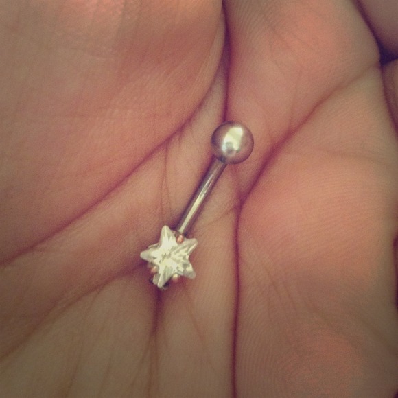 Pretty star belly ring