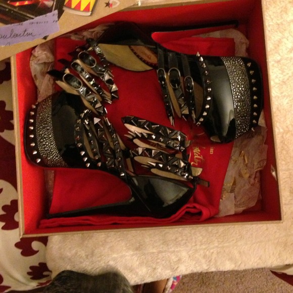 Christian louboutin - Picture 2 of 4