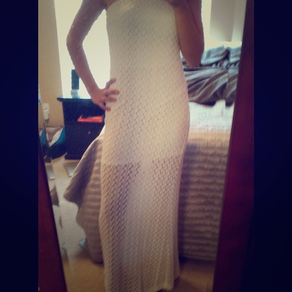 Crotchet Overlay Contrast Maxi Dress