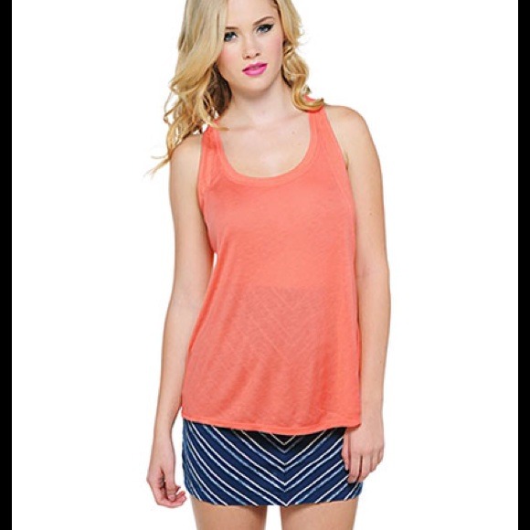 BB Dakota Parish Top NWT - Picture 3 of 3