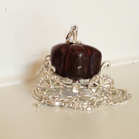 Four long necklaces for sale~~~ - Picture 1 of 4