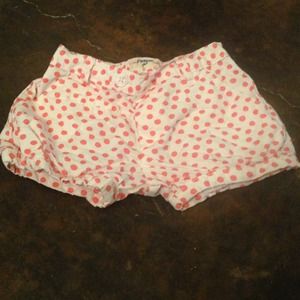 2T Oshkosh pink polka dot shorts