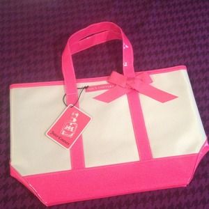 Juicy Couture purse.
