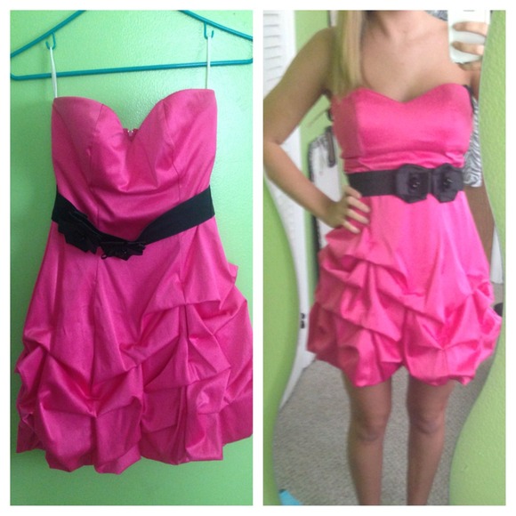 Pink Dress - Picture 1 of 1