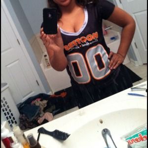 Hooters jersey