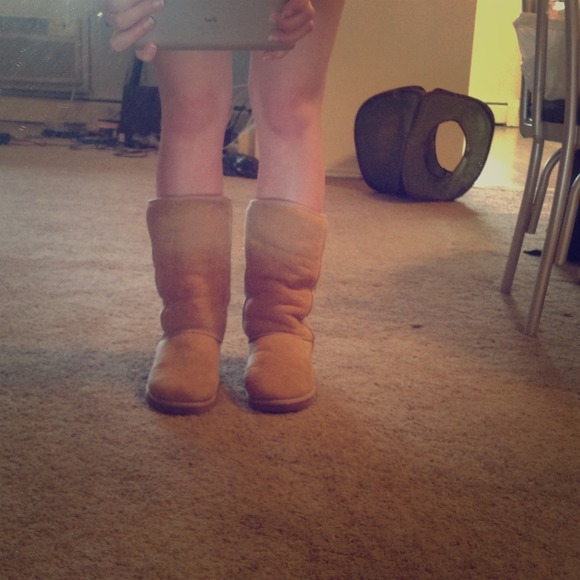 UGG Shoes - Uggs size 8