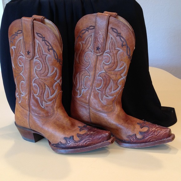 Tony Lama Shoes - Hold for maylopez Tony Lama Cowboy boots