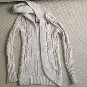 Abercrombie Long knit sweater M