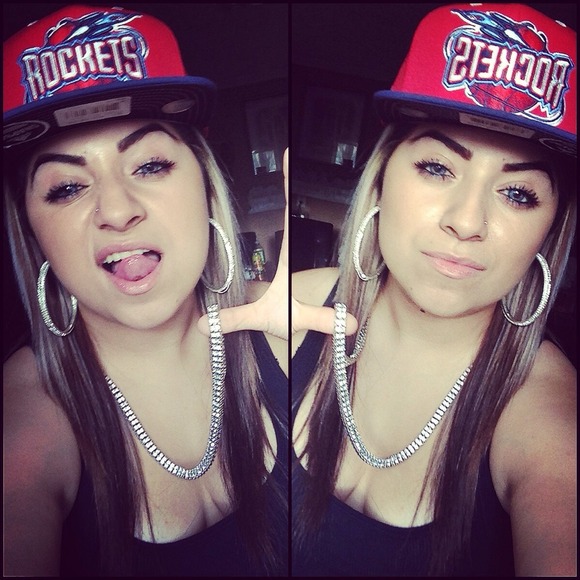 Snapback - Picture 1 of 1