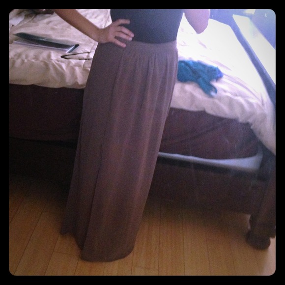 one clothing Dresses & Skirts - Olive green Maxi skirt sz M