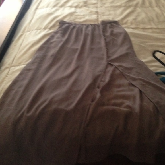 Olive green Maxi skirt sz M - Picture 2 of 2