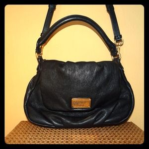 AUTHENTIC MARC BY MARC JACOB (NEW WITH DEFECT)