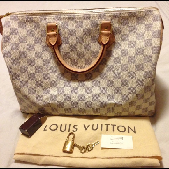 Louis Vuitton Speedy 35