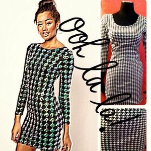 👠✨Jester print body con dress