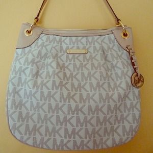 ☀️🌈SOLD🌈☀️AUTHENTIC MICHAEL KORS HANDBAG NWT