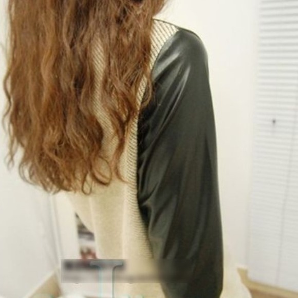 ✋Reserved✋Faux Leather sleeve long sleeve top. - Picture 2 of 4