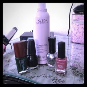 Three nail polish and aveda lotion Paypal only!