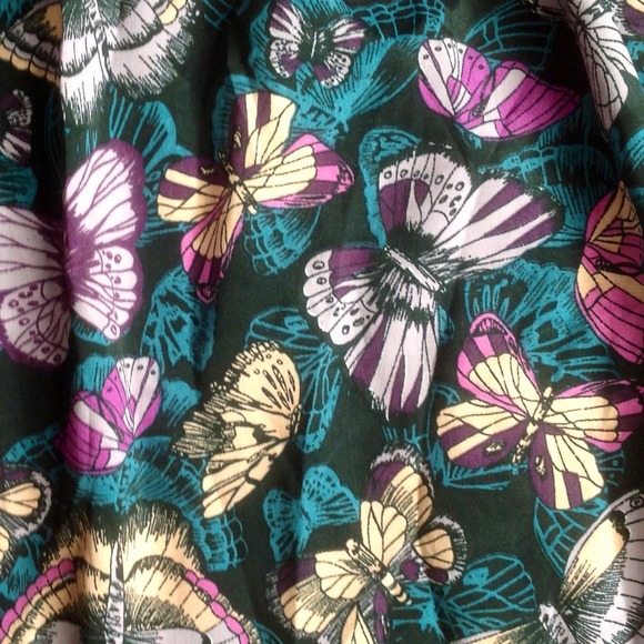 BUNDLED! Butterfly print dress - Picture 3 of 4